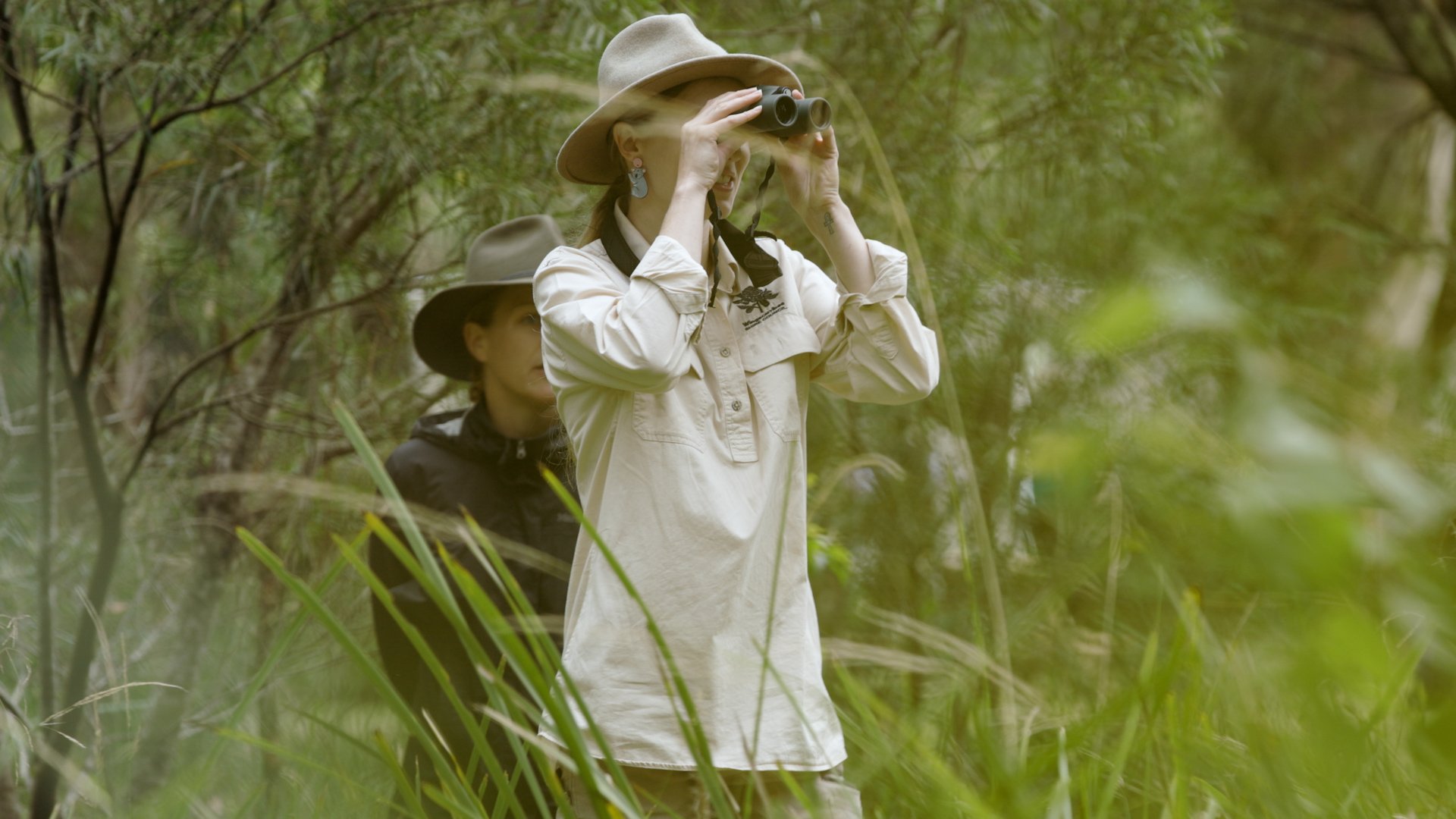 Casey Taylor (WSC) and Jacqui Dunlop (DPE) spotting koalas (3) - credit DPE Thunderbox